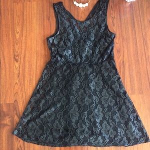 🔥EXPRESS Lace Metallic Silver LBD